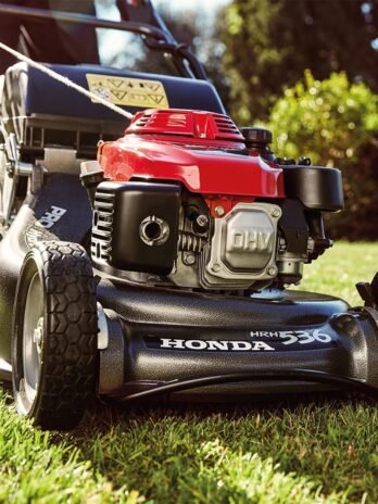 Honda HRH 536 HX Self-Propelled Professional Petrol Lawn Mower