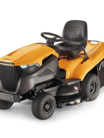 STIGA Estate 7102 W Petrol Garden Tractor